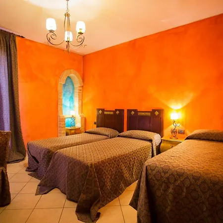 Casale Giulia Marina Di 3*