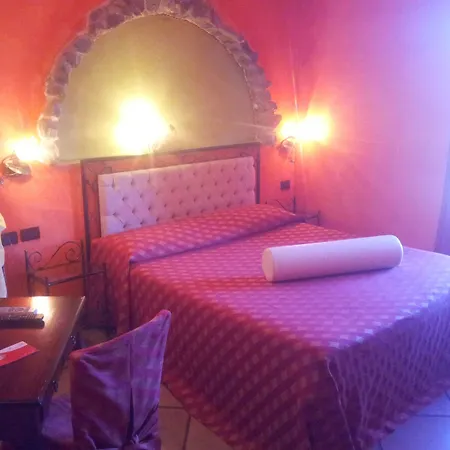Casale Giulia Marina Di 3*